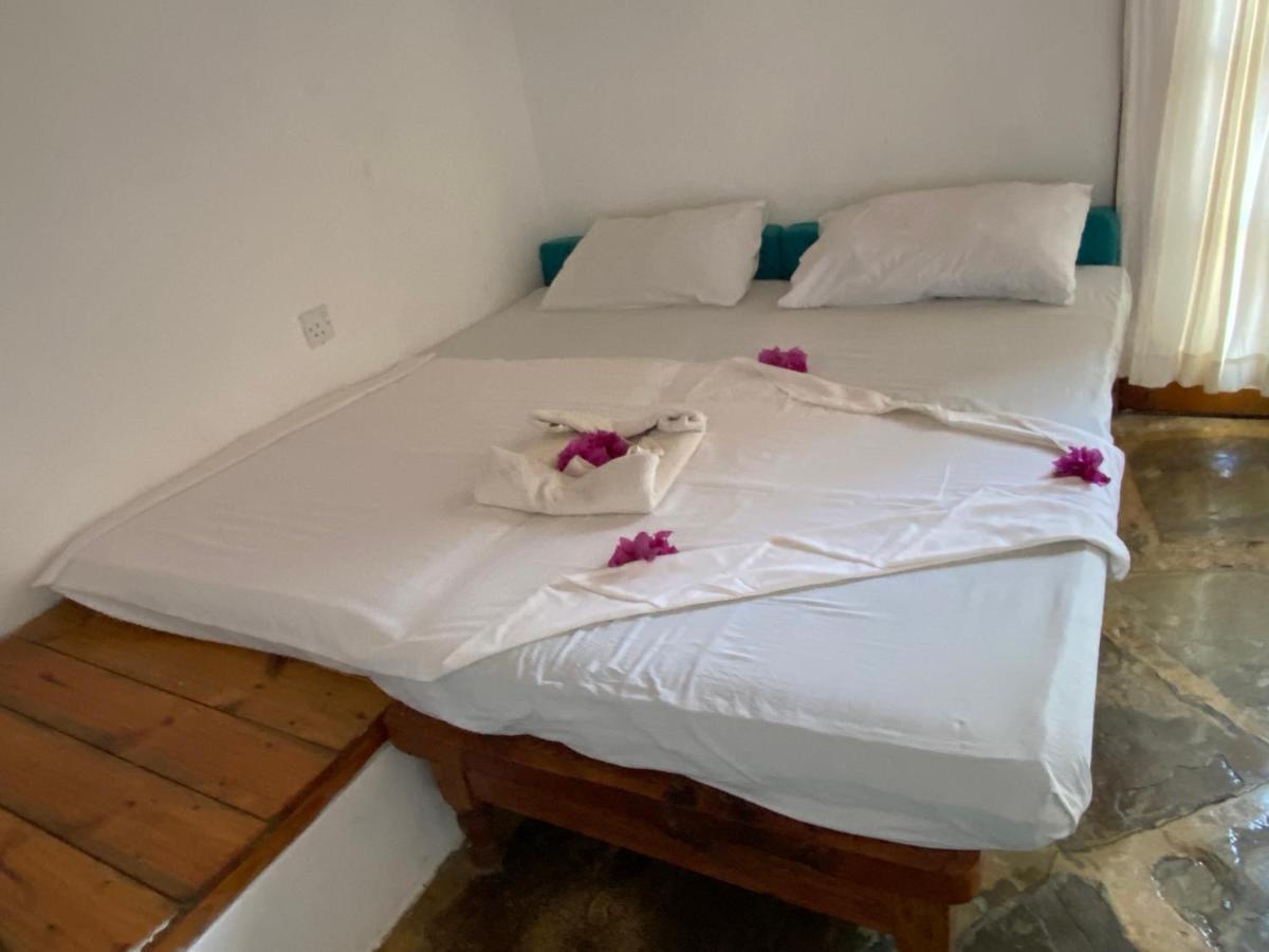 Silver Rock Hotel Malindi Exterior photo