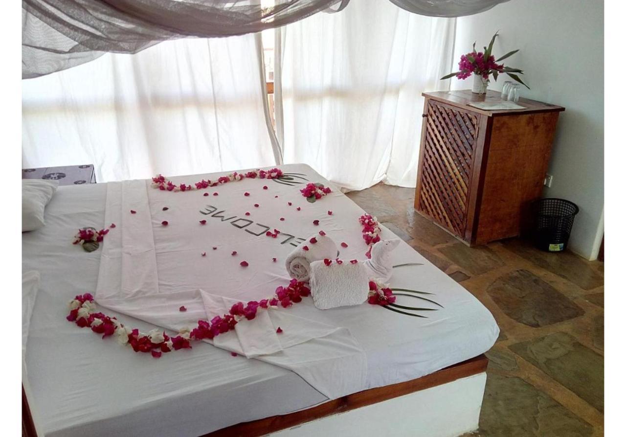 Silver Rock Hotel Malindi Exterior photo